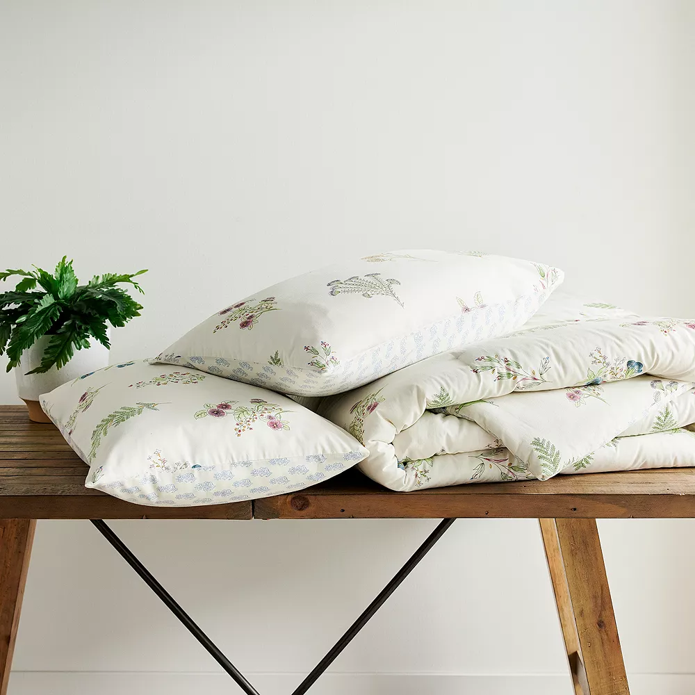 Sonoma Goods For Life® Aubrey Wildflower Print Comforter Set With Shams 6 Sonoma Goods For Life® Aubrey Wildflower Print Comforter Set With Shams - Image 4